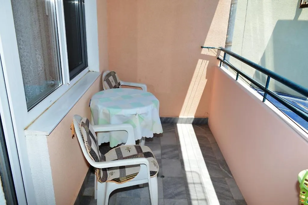 Mistral Apartments 소조폴